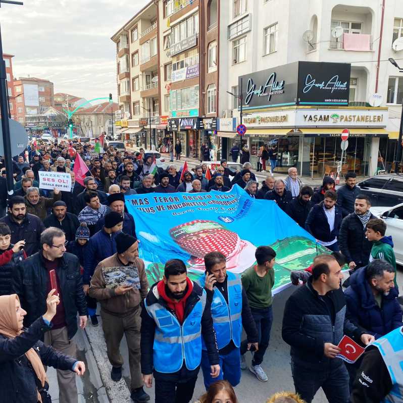 Aksaray’da Filistin için destek yürüyüşü düzenlendi #3