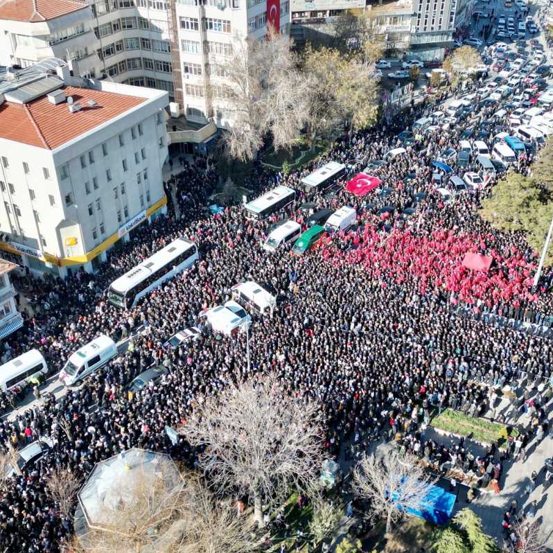 Şehidimiz Gökhan Delen dualarla son yolculuğuna uğurlandı #1