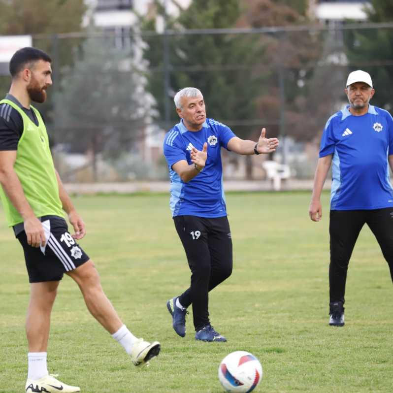 T.DİREKTÖR ŞABAN YILDIRIM 'ÇOK GÜÇLÜ BİR AKSARAYSPOR GELİYOR..' #2