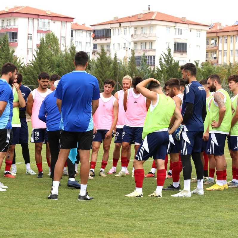 AKSARAYSPOR'UN SON ANTRENMANI ÇOK NEŞELİ GEÇTİ #6