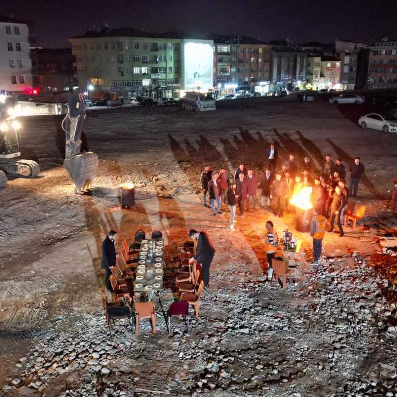 Hamidiye Kentsel Dönüşüm projesi gece gündüz devam ediyor #1