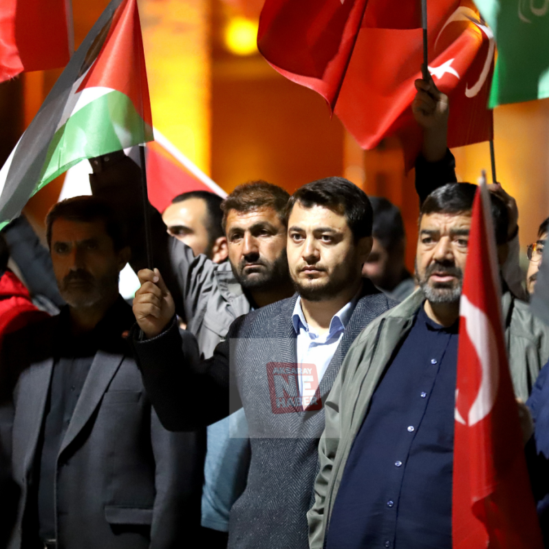 Aksaray'da İsrail'in Gazze'deki hastaneye saldırısı protesto edildi #5