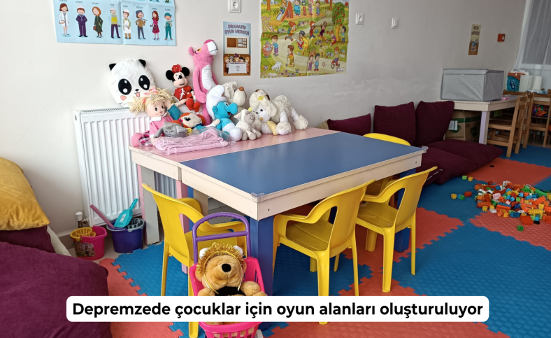 Depremzede çocuklar için oyun alanları oluşturuluyor