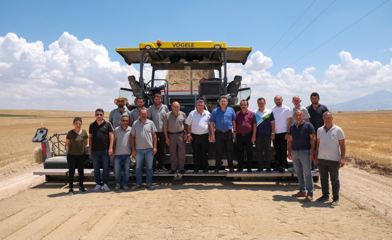 AKSARAY'IN TÜM YOLLARINI YAPMAK İÇİN ÇALIŞIYORUZ