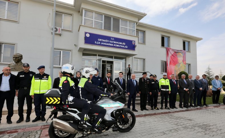 AKSARAY'DA OTOYOLLAR JANDARMAYA EMANET